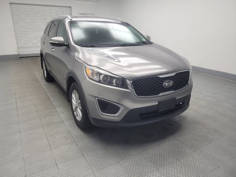 Used 2018 Kia Sorento AWD image 13