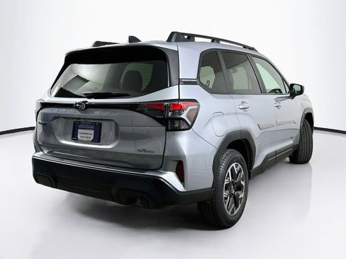 Used 2026 Subaru Forester Premium AWD/4WD image 7