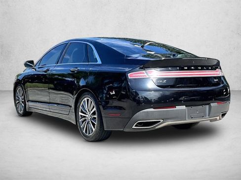 Used 2020 Lincoln MKZ FWD image 13