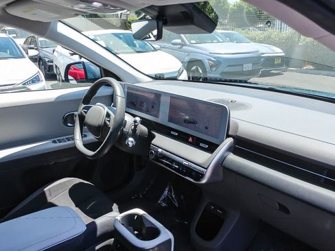 Certified 2024 Hyundai Ioniq 5 SEL RWD image 21