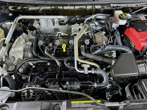 Used 2021 Nissan Rogue S image 37