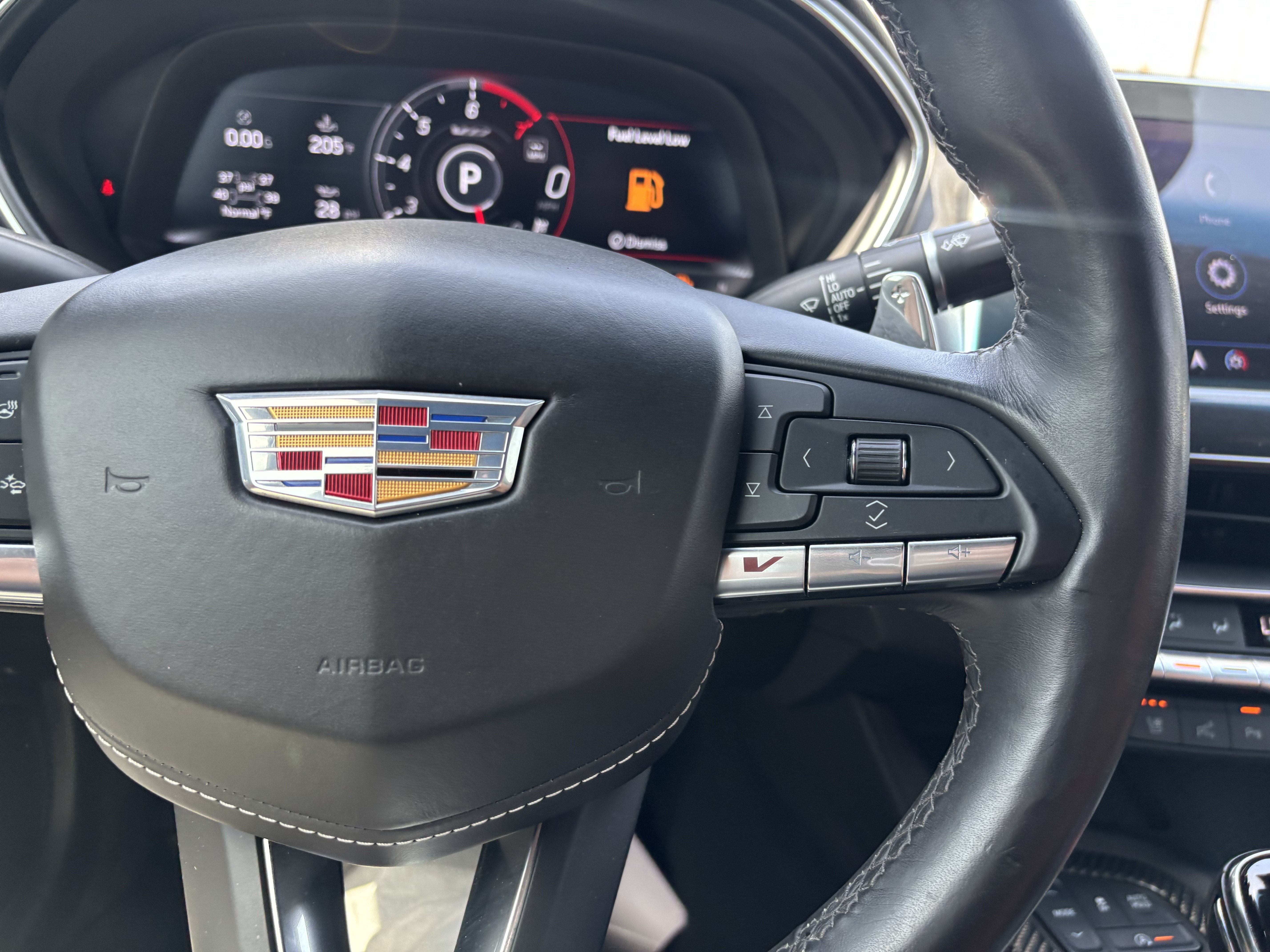 Used 2024 Cadillac CT5 V w/ Platinum Package RWD image 29