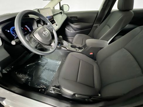Used 2026 Toyota Corolla LE FWD image 15