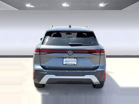 New 2026 Volkswagen Tiguan SE AWD/4WD image 10