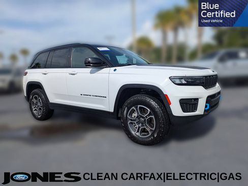 Used 2022 Jeep Grand Cherokee Trailhawk AWD/4WD image 1