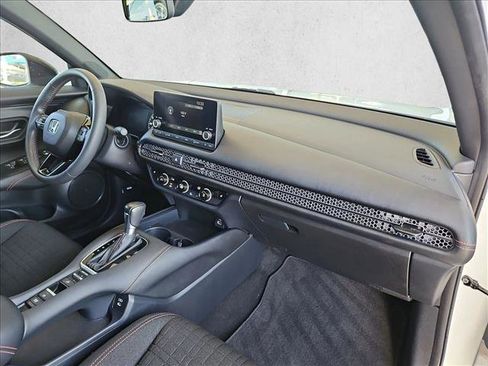 Used 2024 Honda HR-V Sport image 27