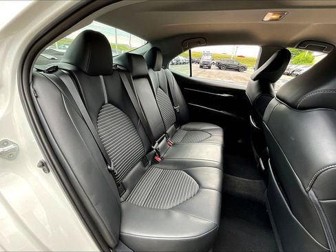 Used 2023 Toyota Camry SE image 28