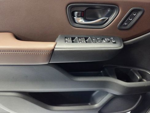 Used 2024 Honda Pilot Elite image 40