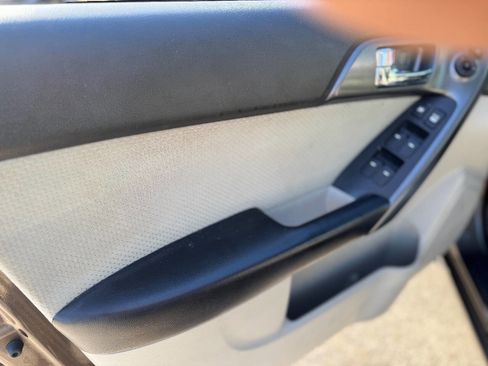 Used 2013 Kia Forte EX image 8