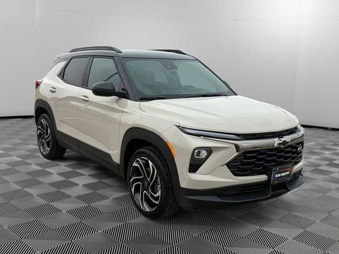 New 2026 Chevrolet TrailBlazer RS w/ Convenience Package AWD/4WD image 7