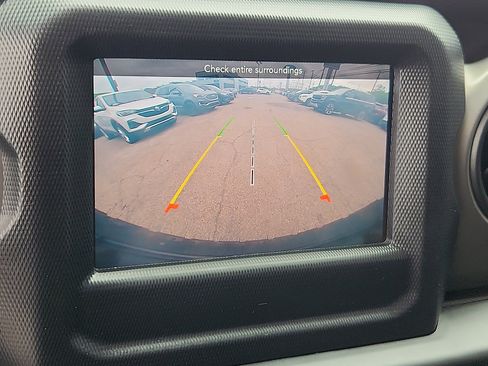 Used 2020 Jeep Wrangler Unlimited Sport AWD/4WD image 17