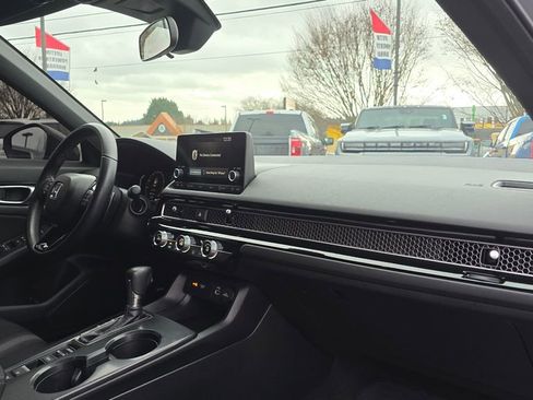 Used 2023 Honda Civic Sport image 12