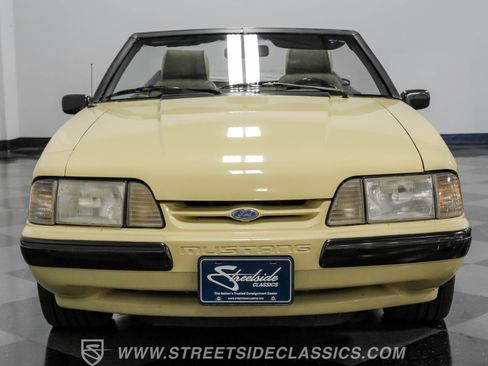 Used 1989 Ford Mustang LX image 16