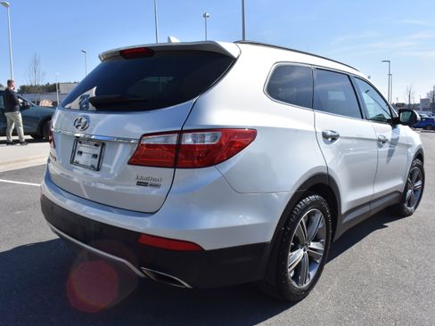 Used 2016 Hyundai Santa Fe Limited w/ Option Group 04 image 9