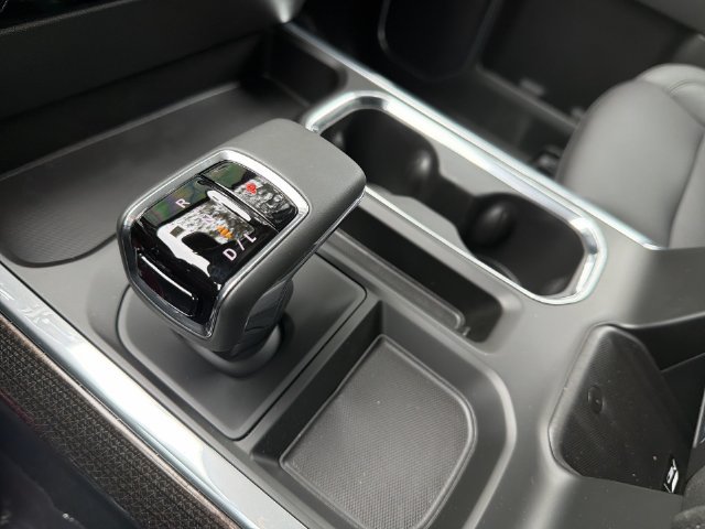 New 2026 Chevrolet Silverado 1500 RST w/ RST All Star Premium Package AWD/4WD image 34