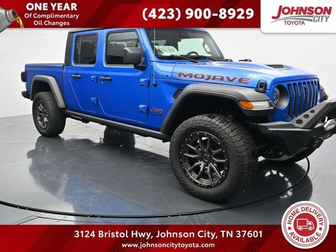 Used 2023 Jeep Gladiator Mojave w/ LED Lighting Group AWD/4WD image 1