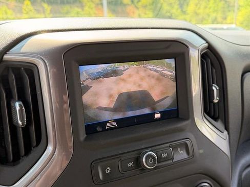 Used 2023 Chevrolet Silverado 2500 Custom w/ Custom Value Package AWD/4WD image 31