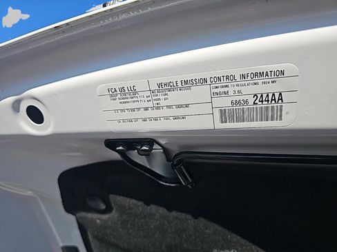 Used 2024 Jeep Wrangler Sport S image 13