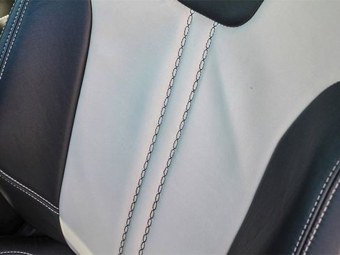 Used 2012 Ford Focus Titanium image 30