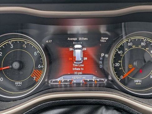 Used 2015 Jeep Cherokee Limited image 11