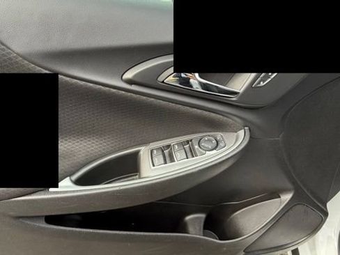 Used 2024 Chevrolet Malibu LT image 17