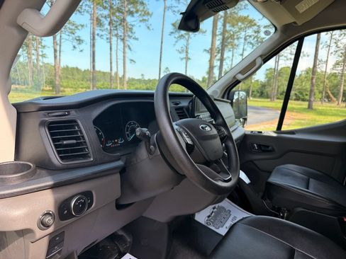 Used 2024 Ford Transit 250 148 High Roof Extended w/ Load Area Protection Package RWD image 15