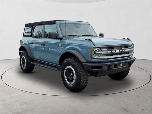 Used 2021 Ford Bronco Big Bend w/ Sasquatch Package image 3