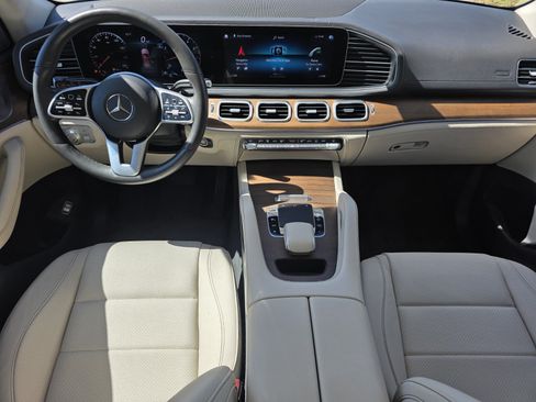 Used 2020 Mercedes-Benz GLE 350 4MATIC image 4
