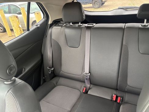 Used 2025 Buick Encore GX Preferred image 25