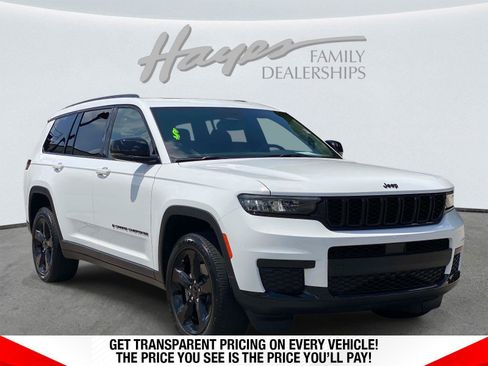 Used 2024 Jeep Grand Cherokee L Altitude RWD image 1
