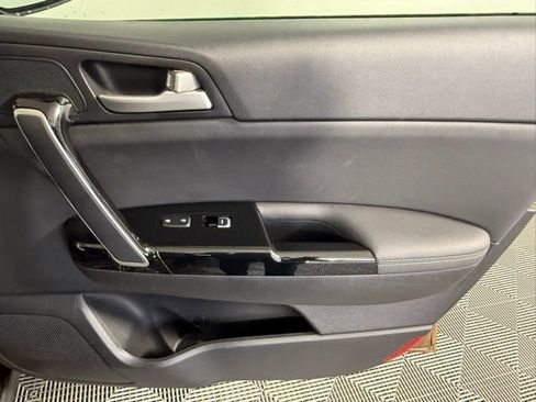 Used 2020 Kia Sportage EX image 44