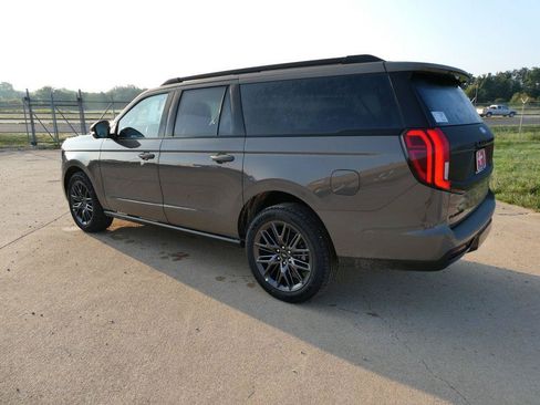 New 2027 Ford Expedition Max Platinum w/ Stealth Appearance Package AWD/4WD image 7