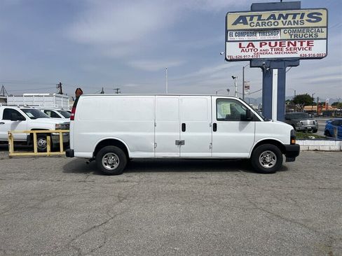 Used 2021 Chevrolet Express 2500 Extended w/ Driver Convenience Package RWD image 2