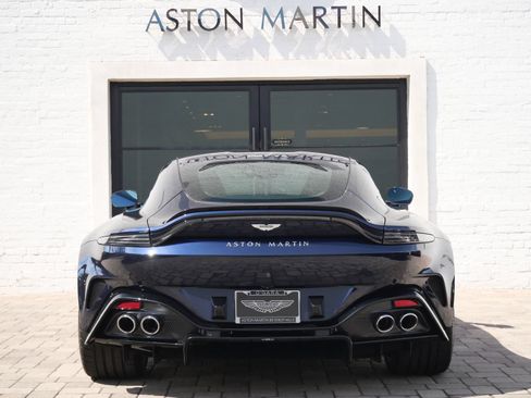 Used 2026 Aston Martin V8 Vantage S RWD image 18