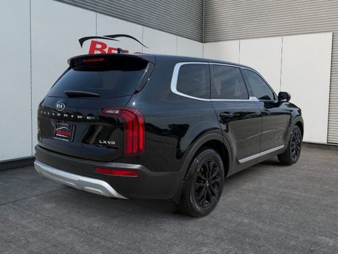 Used 2020 Kia Telluride LX AWD/4WD image 13