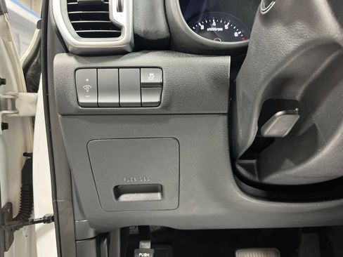 Used 2019 Kia Sportage LX FWD image 14