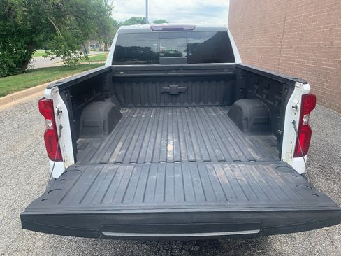 Used 2023 Chevrolet Silverado 1500 LTZ w/ LTZ Convenience Package II AWD/4WD image 5