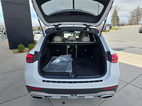 New 2026 Mercedes-Benz GLC 300 4MATIC image 5