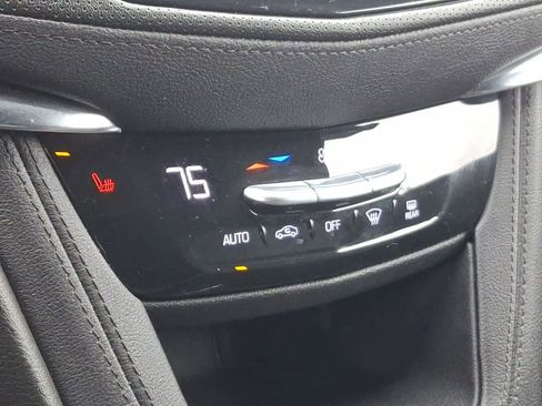 Used 2020 Cadillac XT5 Luxury image 25