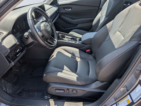 Used 2025 Honda Accord EX-L image 14