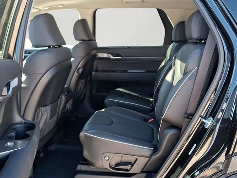 Used 2024 Hyundai Palisade Limited image 8