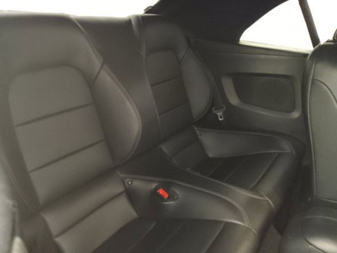 Used 2015 Ford Mustang GT Premium image 19