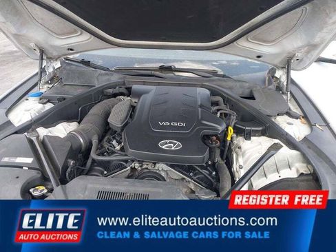 Used 2016 Hyundai Genesis 3.8 RWD image 19