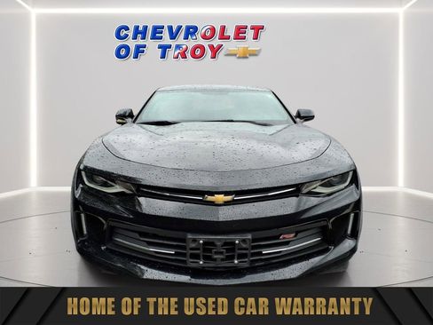 Used 2016 Chevrolet Camaro LT RWD image 2