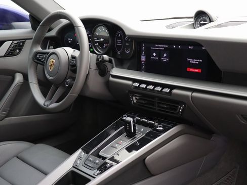 Used 2021 Porsche 911 Carrera S image 38