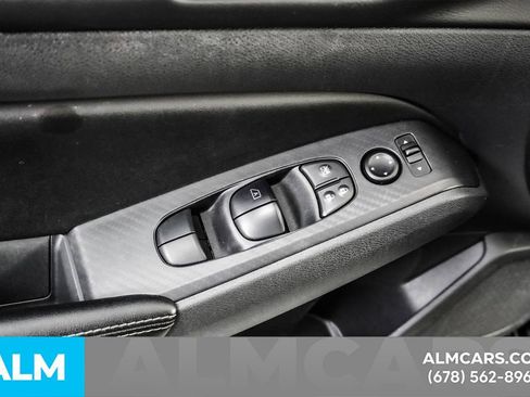 Used 2025 Nissan Altima 2.5 SV image 47