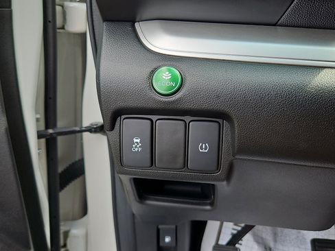 Used 2016 Honda CR-V LX image 26