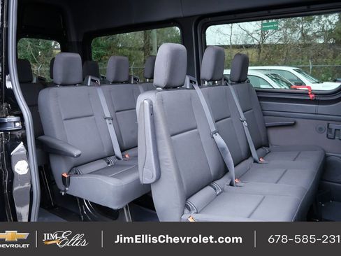 Used 2024 Mercedes-Benz Sprinter 2500 image 17