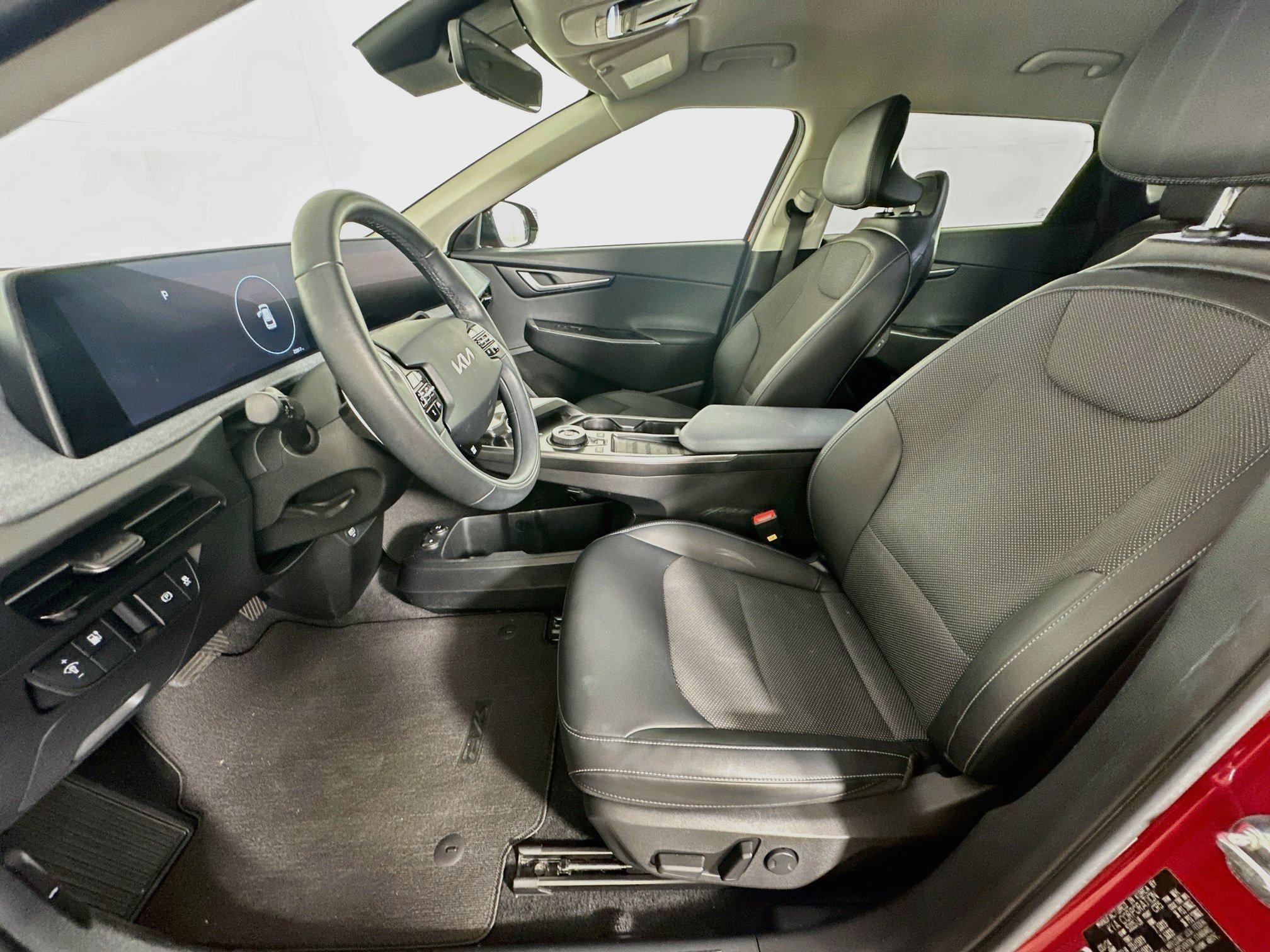 Used 2024 Kia EV6 Light RWD image 13