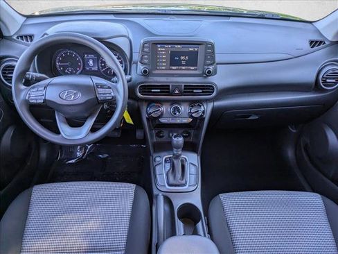 Used 2020 Hyundai Kona SE image 16